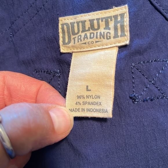 Duluth Trading Company Bib Shortalls Size Large - Picture 13 of 16